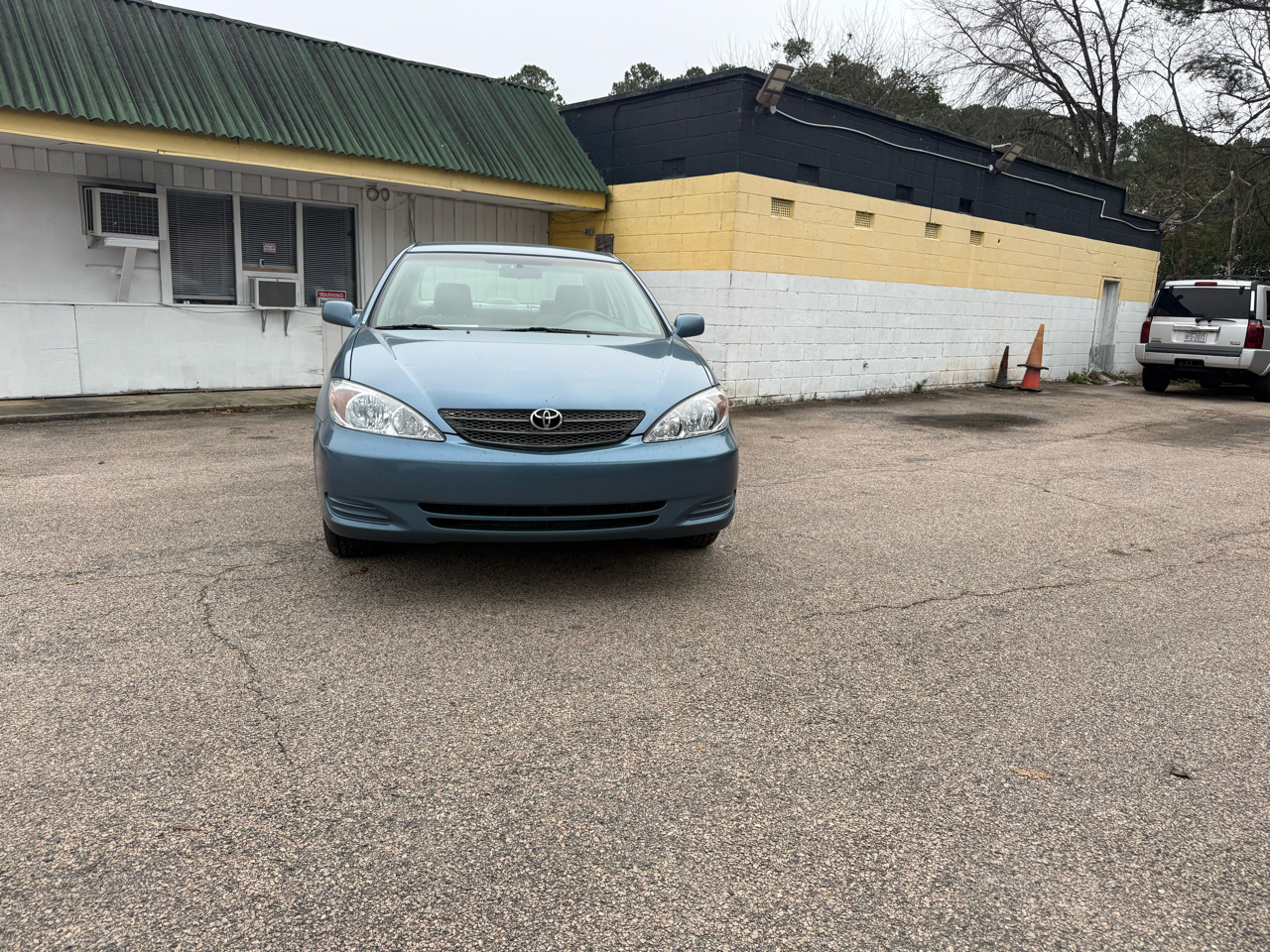 2004 Toyota Camry Standard