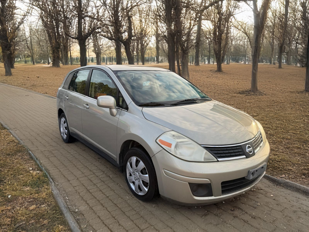 2008 Nissan Versa 1.8 S Sedan
