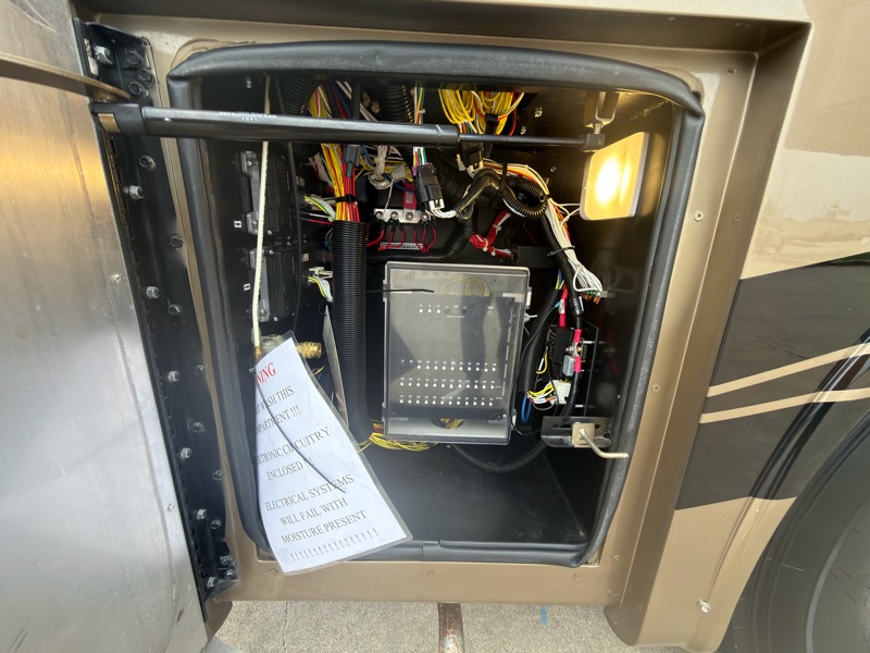 Tiffin Motorhomes Allegro Bus  2016