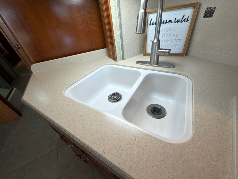 Newmar Dutch Star  2007