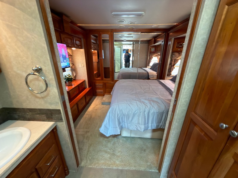 Newmar Dutch Star  2007