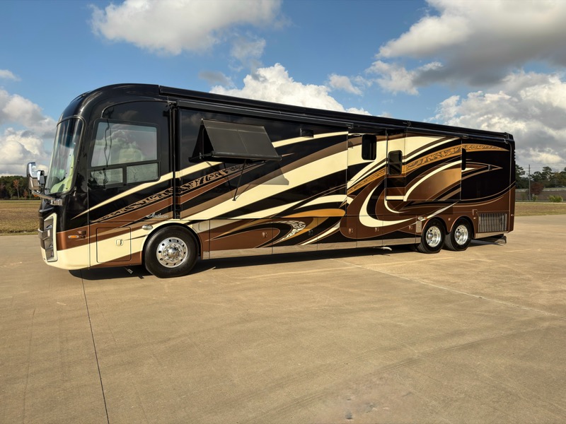 Entegra Coach Anthem  2018