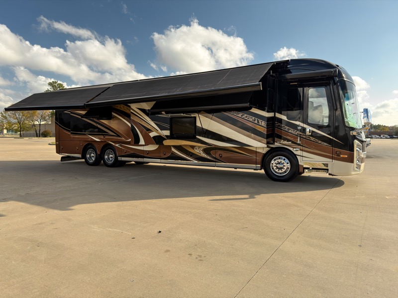 Entegra Coach Anthem  2018