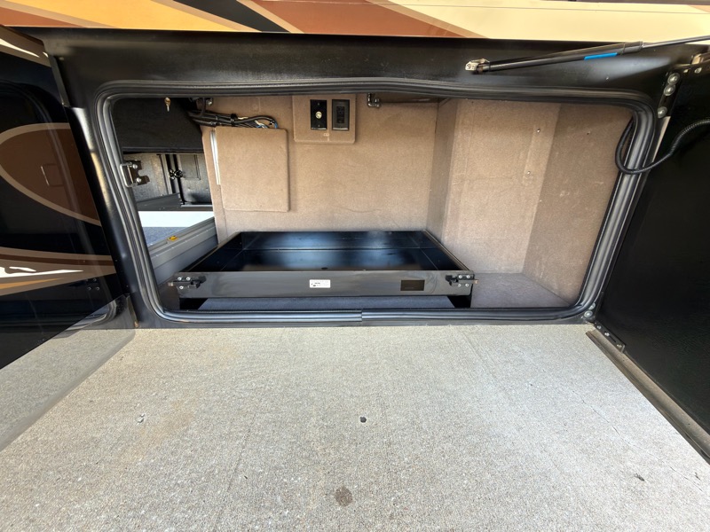 Entegra Coach Anthem  2018