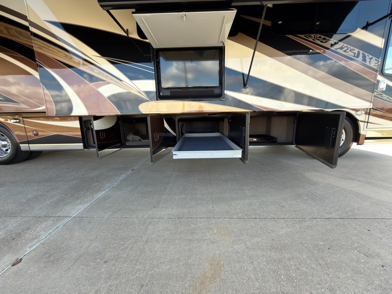 Entegra Coach Anthem  2018