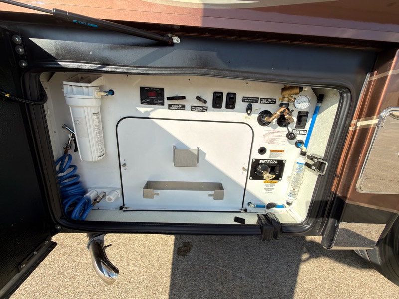 Entegra Coach Anthem  2018