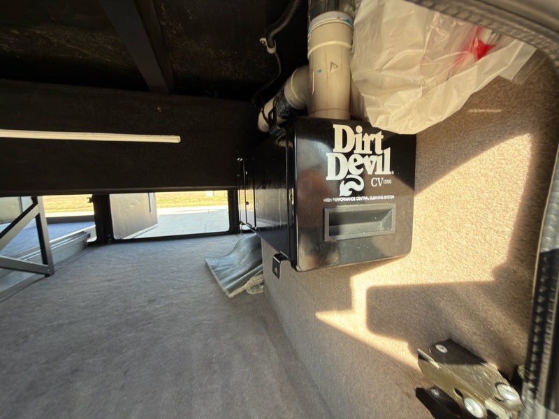 Entegra Coach Anthem  2018