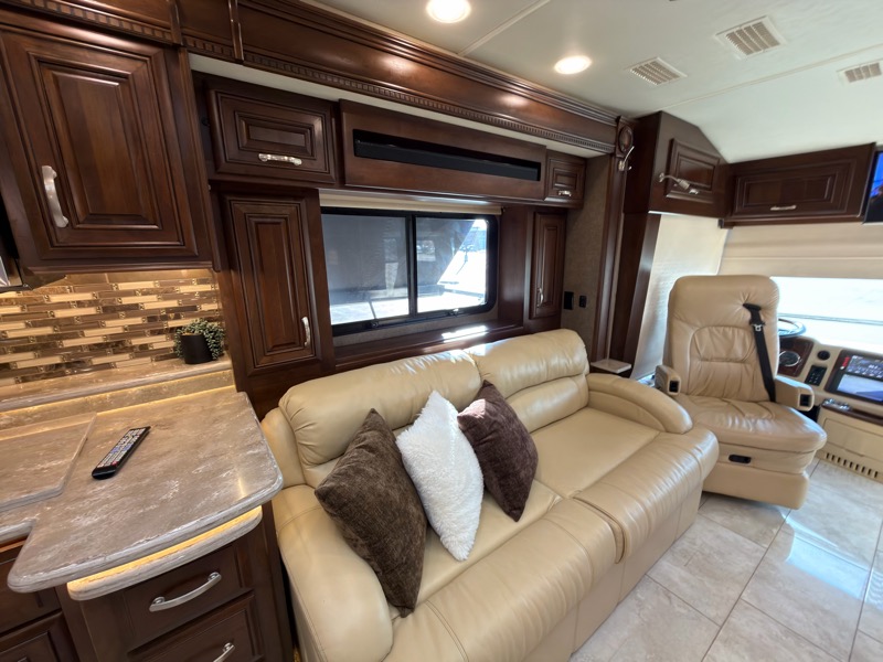 Entegra Coach Anthem  2018