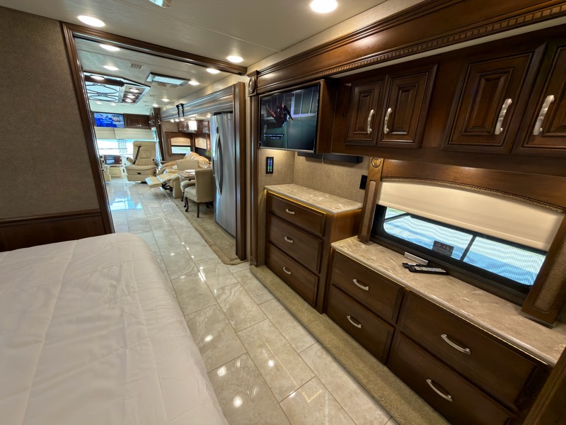 Entegra Coach Anthem  2018