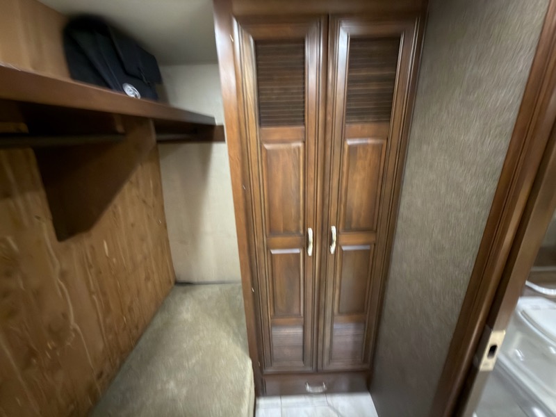 Entegra Coach Anthem  2018