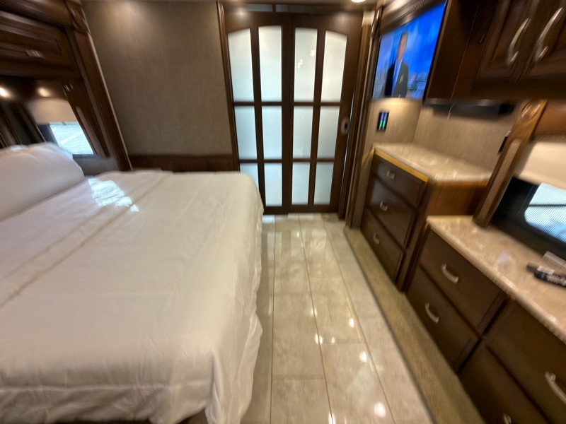 Entegra Coach Anthem  2018