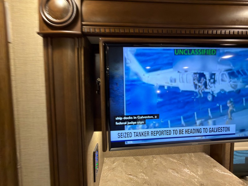 Entegra Coach Anthem  2018