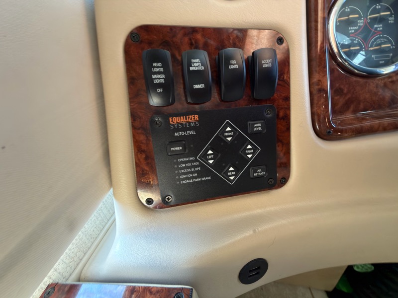 Entegra Coach Anthem  2018