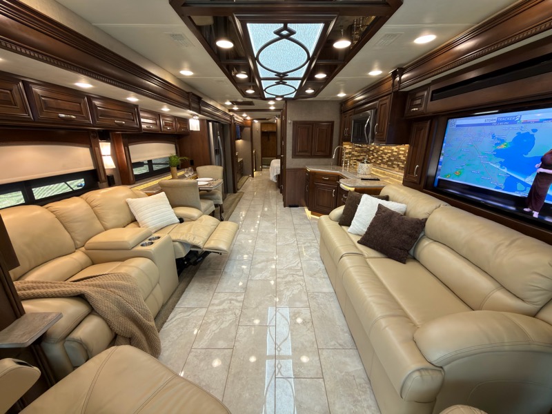 Entegra Coach Anthem  2018