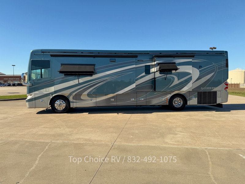 Tiffin Motorhomes Allegro Bus  2018