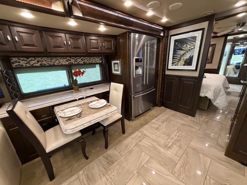 Tiffin Motorhomes Allegro Bus  2018