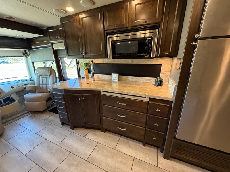 Tiffin Motorhomes Allegro Bay  2020