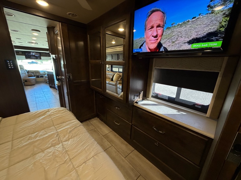 Tiffin Motorhomes Allegro Bay  2020