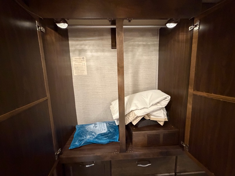 Tiffin Motorhomes Allegro Bay  2020