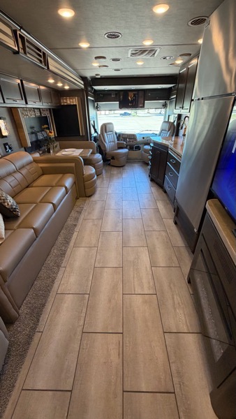 Tiffin Motorhomes Allegro Bay  2020