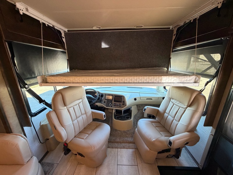 Tiffin Motorhomes Allegro Bay  2020