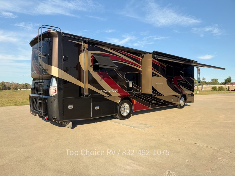 Tiffin Motorhomes Phaeton  2015