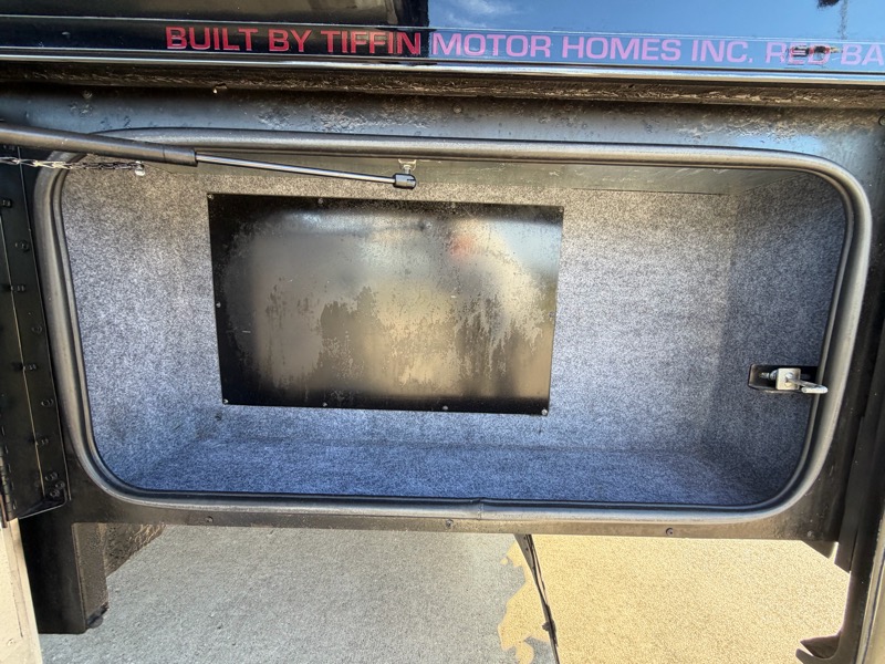 Tiffin Motorhomes Phaeton  2015