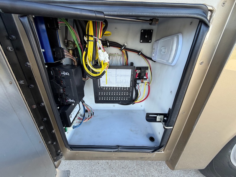 Tiffin Motorhomes Phaeton  2015