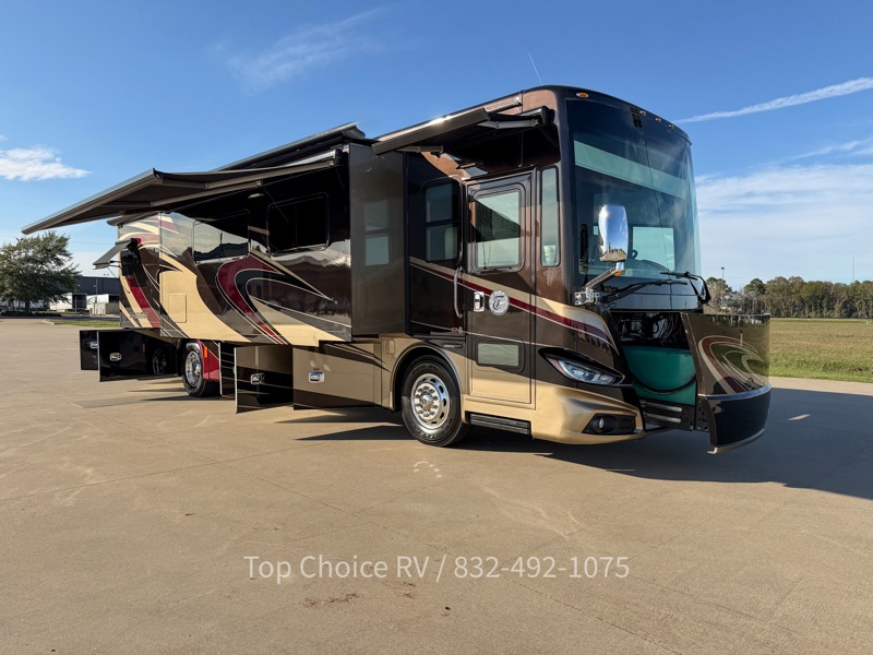 Tiffin Motorhomes Phaeton  2015