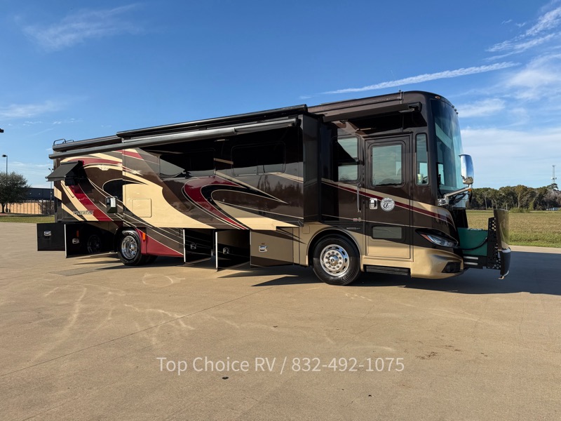 Tiffin Motorhomes Phaeton  2015