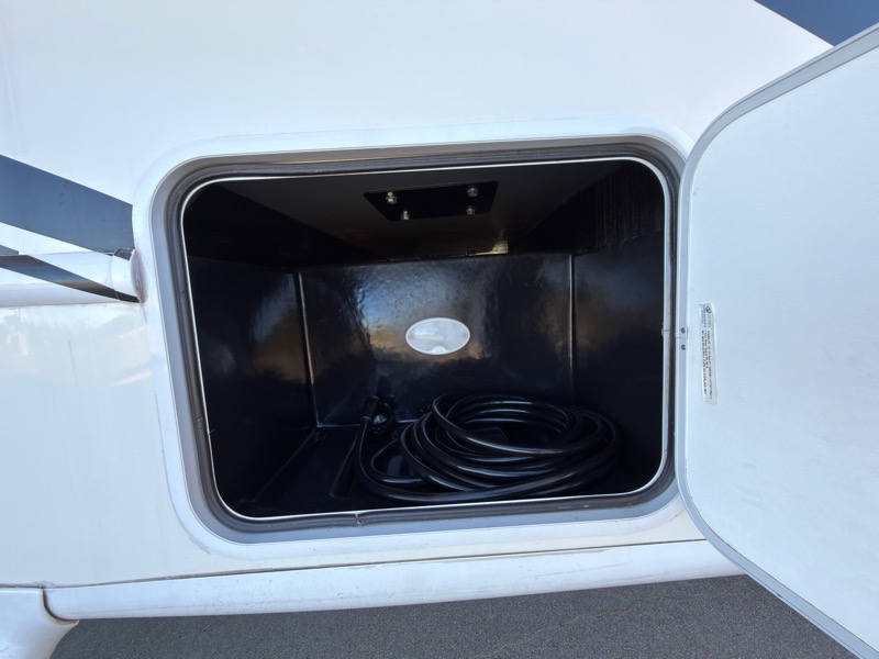 Thor Motor Coach Vegas  2022