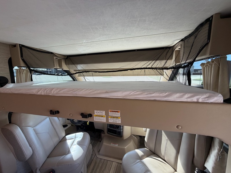 Thor Motor Coach Vegas  2022