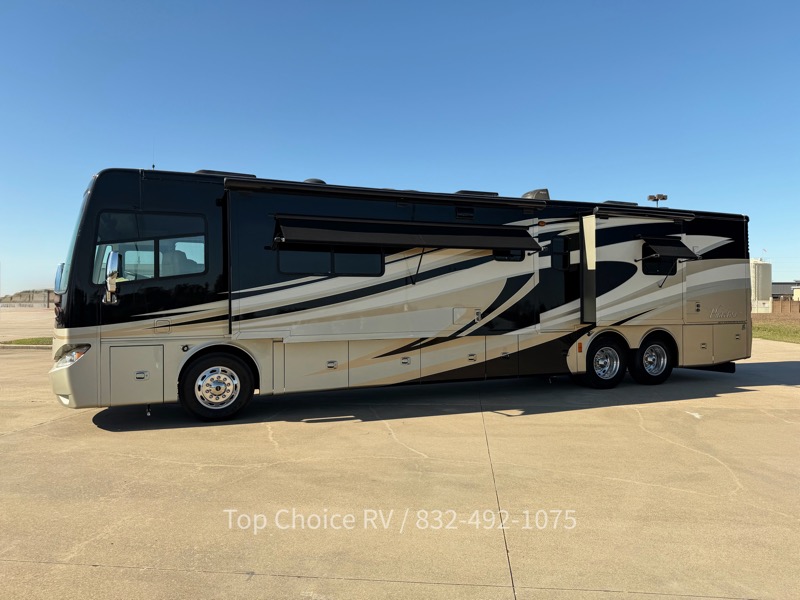 Tiffin Motorhomes Phaeton  2013