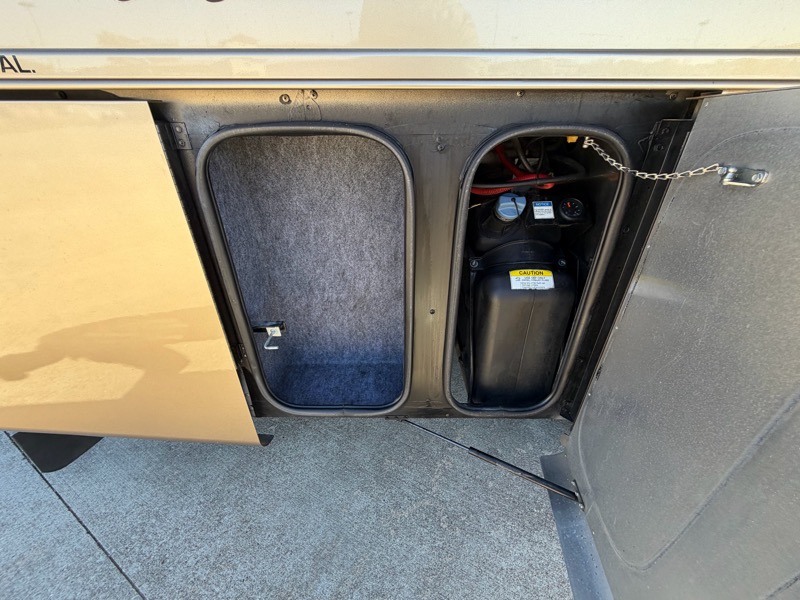 Tiffin Motorhomes Phaeton  2013