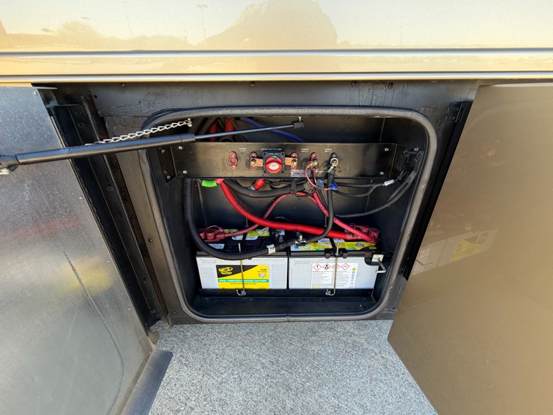 Tiffin Motorhomes Phaeton  2013