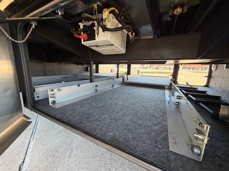 Tiffin Motorhomes Phaeton  2013