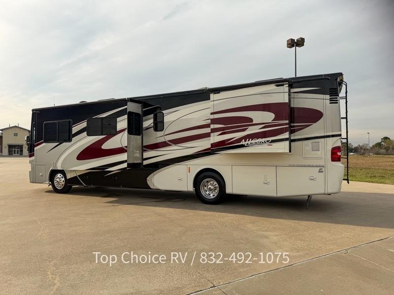 Tiffin Motorhomes Allegro  2016