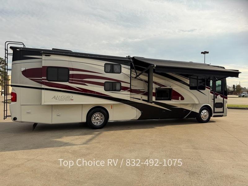 Tiffin Motorhomes Allegro  2016