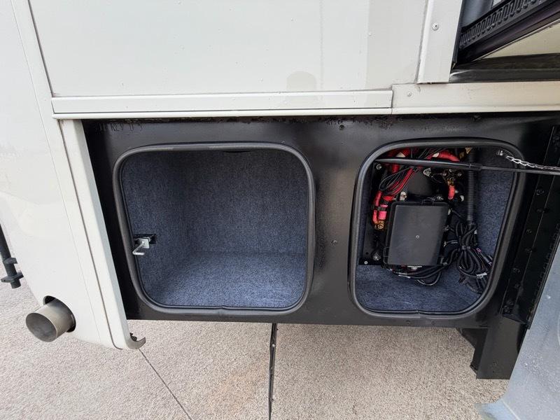 Tiffin Motorhomes Allegro  2016