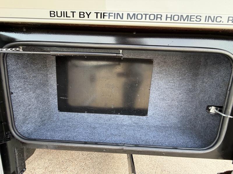 Tiffin Motorhomes Allegro  2016