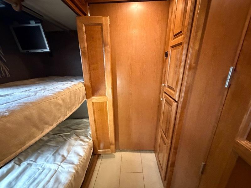 Tiffin Motorhomes Allegro  2016