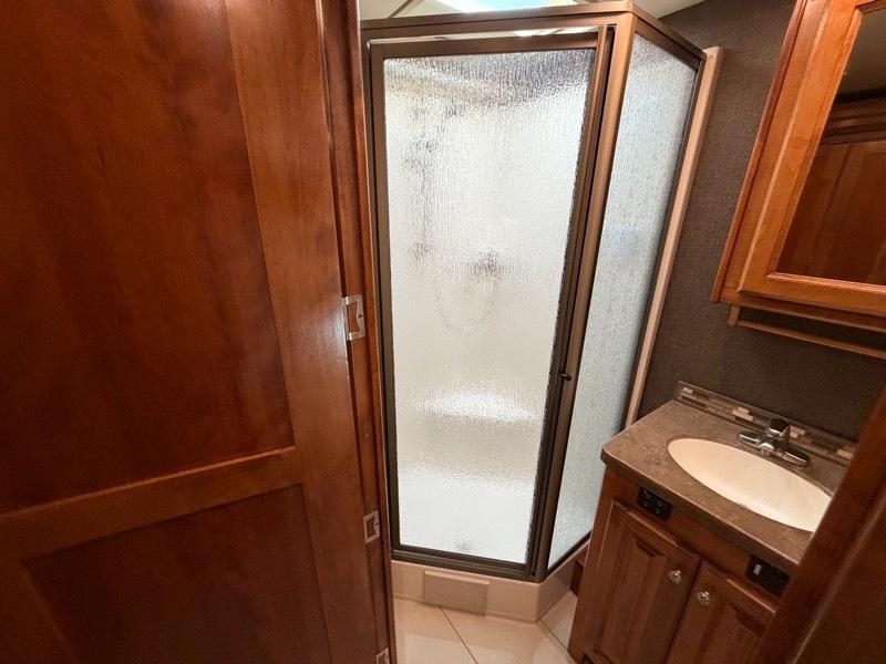 Tiffin Motorhomes Allegro  2016