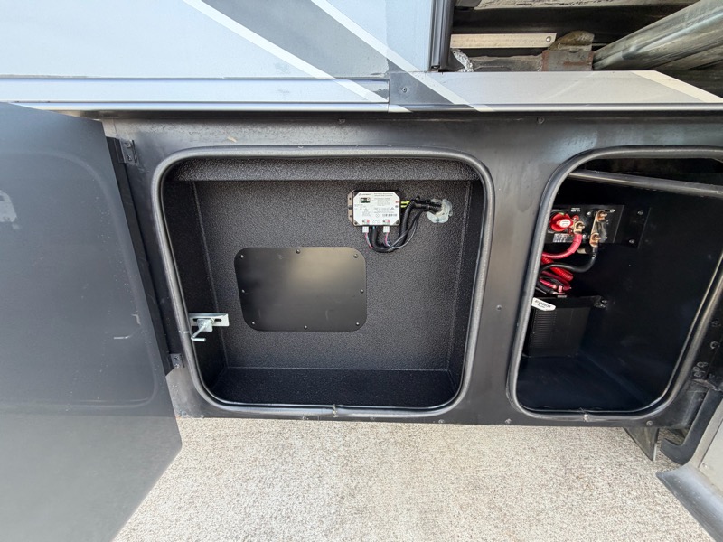 Tiffin Motorhomes Phaeton  2020