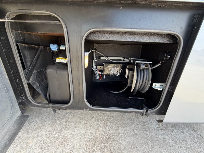 Tiffin Motorhomes Phaeton  2020