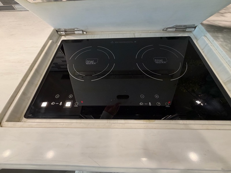 Tiffin Motorhomes Phaeton  2020