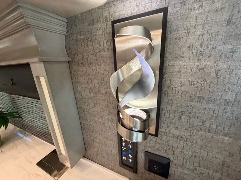 Tiffin Motorhomes Phaeton  2020