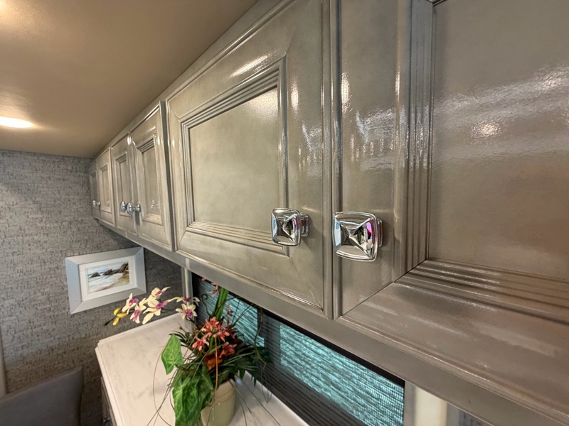 Tiffin Motorhomes Phaeton  2020