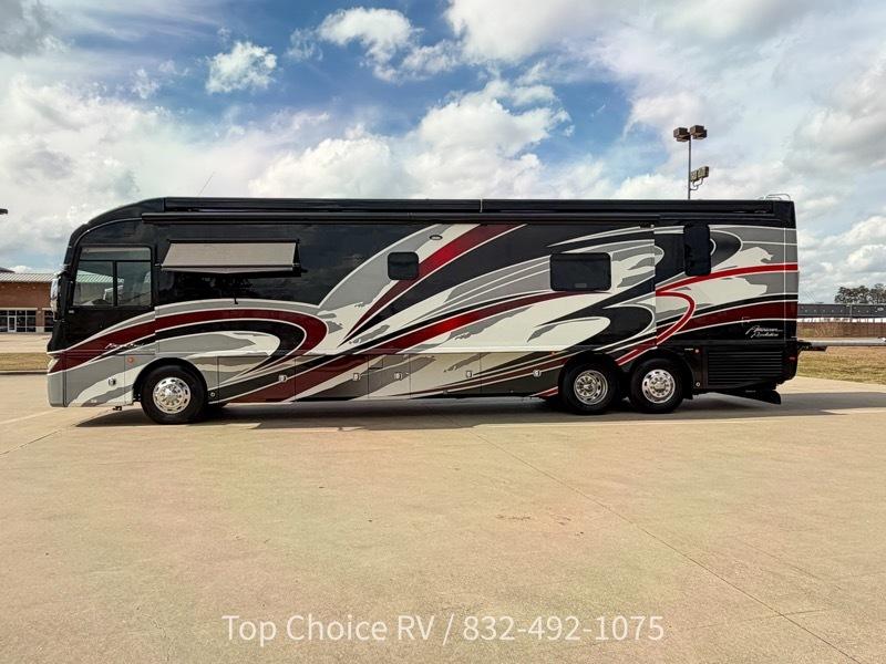 Fleetwood American Revolution  2017