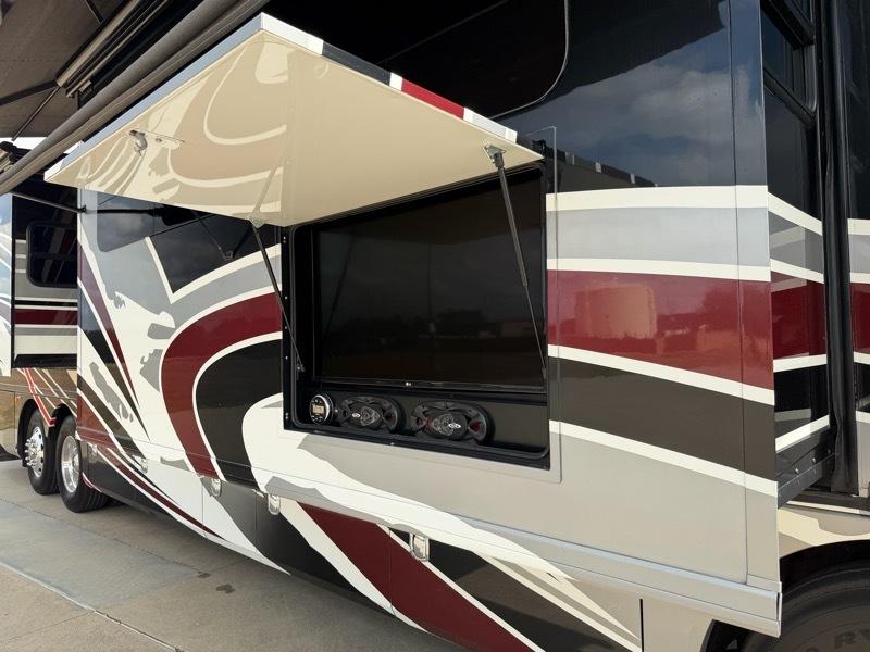 Fleetwood American Revolution  2017