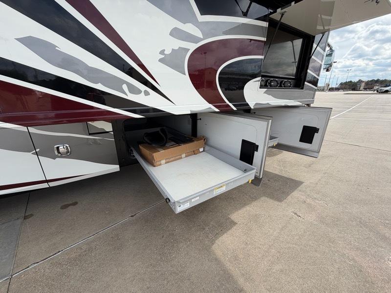 Fleetwood American Revolution  2017